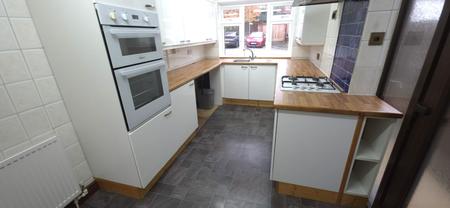 3 bedroom Detached house to let in Treasure Close, Tamworth, B77