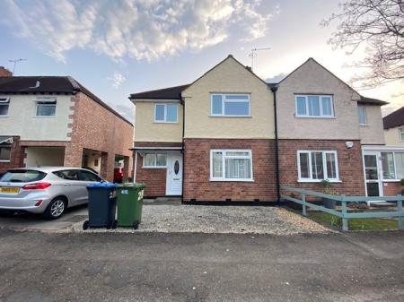 Lawrence Road, Rugby, CV21