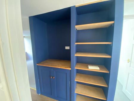 2 bedroom Flat to let in Martin Lane, Rugby, CV22