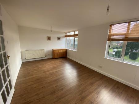 2 bedroom Flat to let in Martin Lane, Rugby, CV22