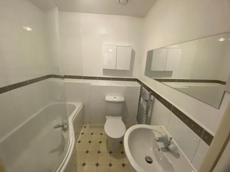 2 bedroom Flat to let in Avocet Close, Coton Meadows, Rugby, CV23