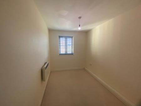 2 bedroom Flat to let in Avocet Close, Coton Meadows, Rugby, CV23