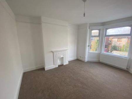 3 bedroom Semi-detached house to let in Dalkeith Avenue, Rugby, CV22