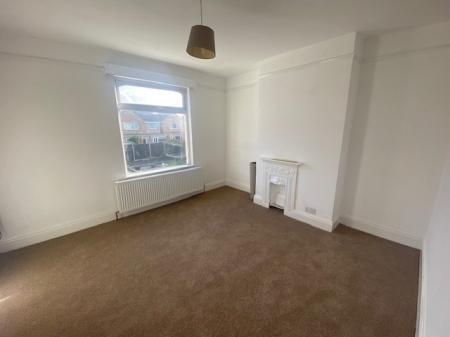 3 bedroom Semi-detached house to let in Dalkeith Avenue, Rugby, CV22