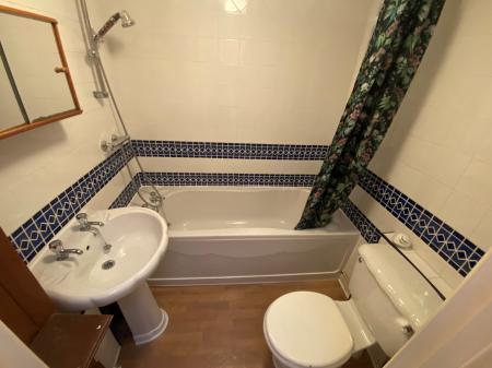 2 bedroom Terraced House to let in King Street, Rugby, CV21