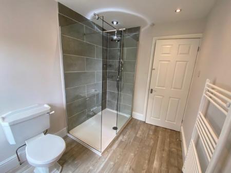 2 bedroom Terraced House to let in Winfield Street, Rugby, CV21