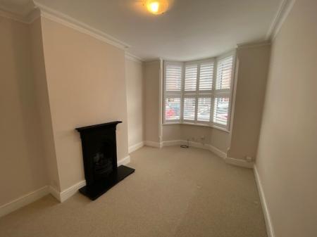 2 bedroom Terraced House to let in Winfield Street, Rugby, CV21