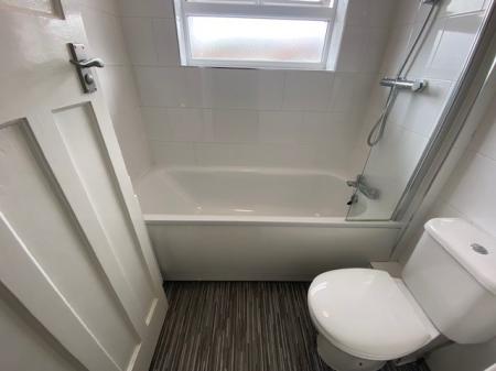 2 bedroom Semi-detached house to let in Naseby Road, Rugby, CV22