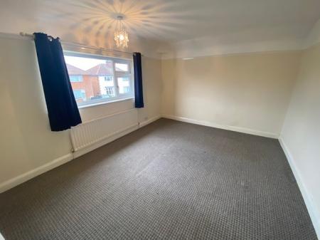2 bedroom Semi-detached house to let in Naseby Road, Rugby, CV22