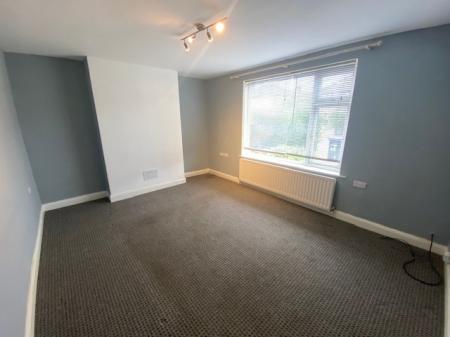 2 bedroom Semi-detached house to let in Naseby Road, Rugby, CV22