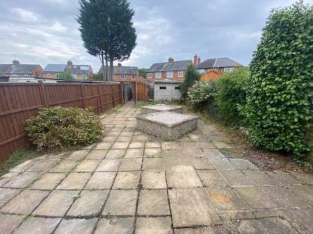 2 bedroom Semi-detached house to let in Naseby Road, Rugby, CV22