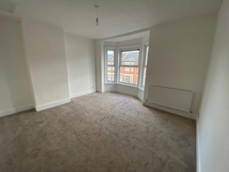 3 bedroom Terraced House to let in Holbrook Avenue, Rugby, CV21