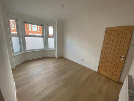 3 bedroom Terraced House to let in Holbrook Avenue, Rugby, CV21