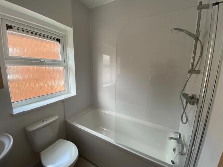 3 bedroom Terraced House to let in Holbrook Avenue, Rugby, CV21