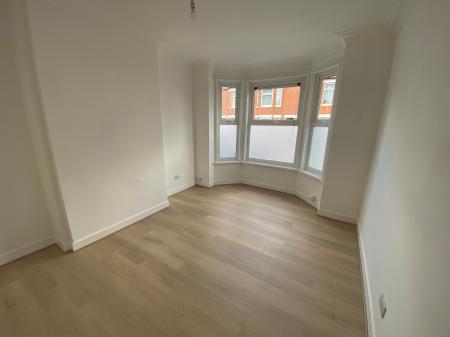 3 bedroom Terraced House to let in Holbrook Avenue, Rugby, CV21