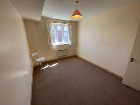 1 bedroom Flat to let in Cambridge Street, Rugby, CV21