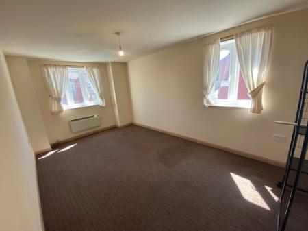 1 bedroom Flat to let in Cambridge Street, Rugby, CV21