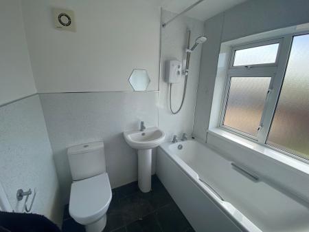 3 bedroom Semi-detached house to let in Deane Road, Hillmorton, Rugby, CV21