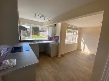 3 bedroom Semi-detached house to let in Deane Road, Hillmorton, Rugby, CV21