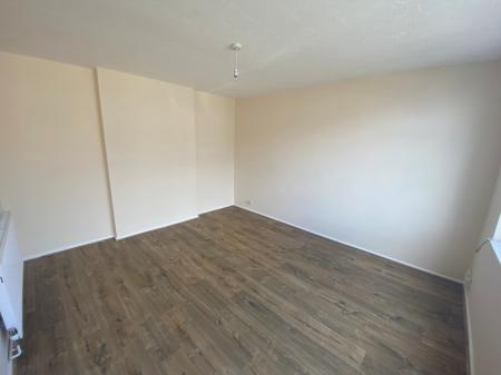 3 bedroom Semi-detached house to let in Deane Road, Hillmorton, Rugby, CV21