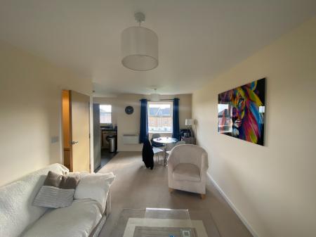2 bedroom Flat to let in Flaxdown Gardens, Coton Park, Rugby, CV23