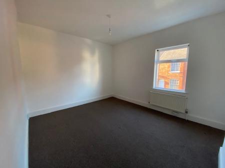 2 bedroom Terraced House to let in New Street, Rugby, CV22
