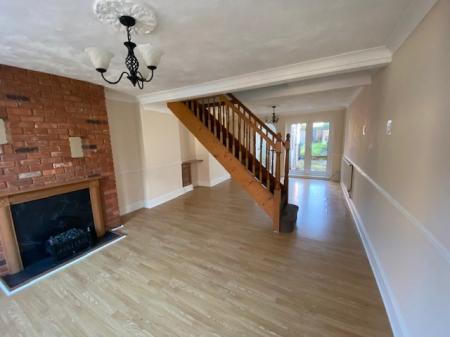 2 bedroom Terraced House to let in New Street, Rugby, CV22