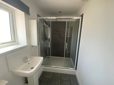 1 bedroom Maisonette to let in Adkinson Avenue, Dunchurch, CV22