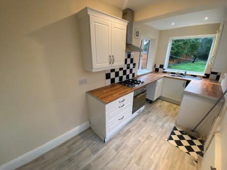 3 bedroom Semi-detached house to let in Hillmorton Road, Hillmorton, Rugby, CV22