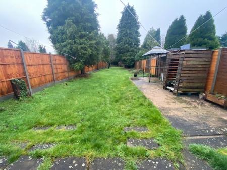 3 bedroom Semi-detached house to let in Hillmorton Road, Hillmorton, Rugby, CV22