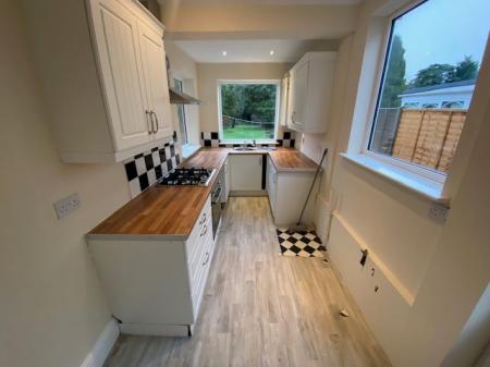 3 bedroom Semi-detached house to let in Hillmorton Road, Hillmorton, Rugby, CV22