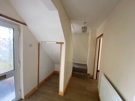 3 bedroom Semi-detached house to let in Cherry Grove, Overslade, Rugby, CV22