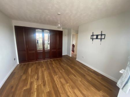 4 bedroom Detached house to let in Orchid Way, Brownsover, Rugby, CV23