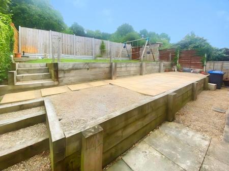 4 bedroom Detached house to let in Orchid Way, Brownsover, Rugby, CV23