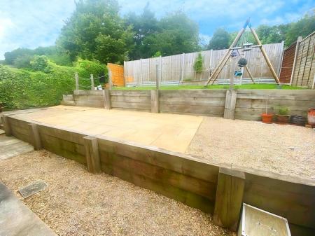 4 bedroom Detached house to let in Orchid Way, Brownsover, Rugby, CV23