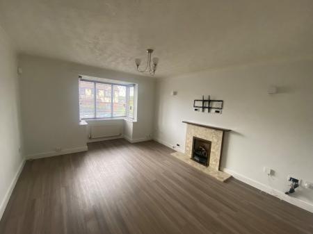 4 bedroom Detached house to let in Orchid Way, Brownsover, Rugby, CV23