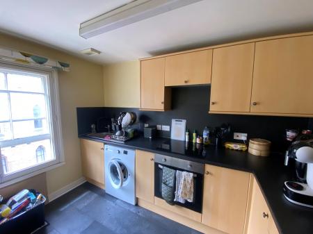 1 bedroom Flat to let in Lawrence Sheriff St, Rugby, CV22