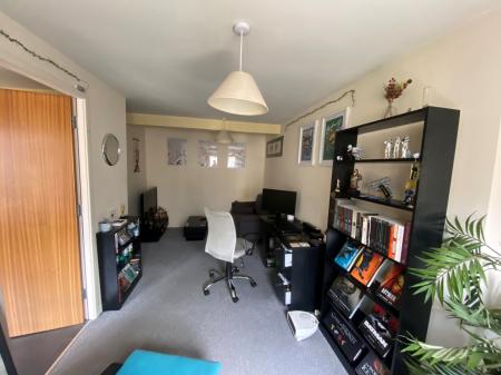 1 bedroom Flat to let in Lawrence Sheriff St, Rugby, CV22