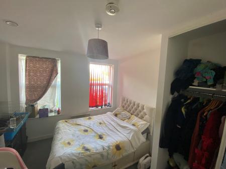 1 bedroom Flat to let in Woodside Park, Rugby, CV21