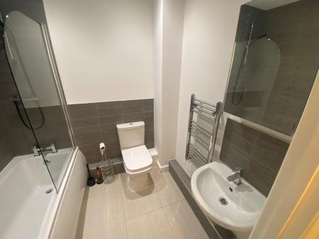 1 bedroom Flat to let in Woodside Park, Rugby, CV21