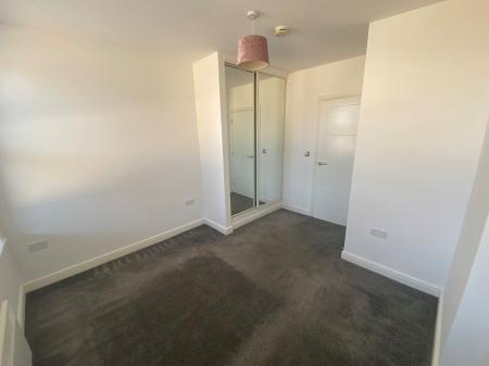 1 bedroom Flat to let in Woodside Park, Rugby, CV21