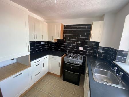 2 bedroom Terraced House to let in Great Borne, Brownsover, Rugby, CV21