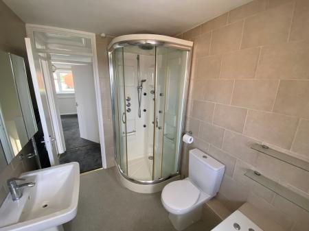 2 bedroom Terraced House to let in Great Borne, Brownsover, Rugby, CV21