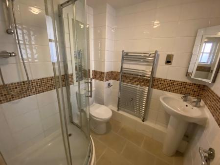 1 bedroom Flat to let in Warwick Street, Rugby, CV21