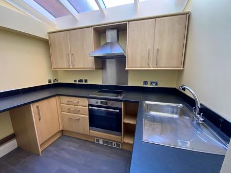 1 bedroom Flat to let in Warwick Street, Rugby, CV21