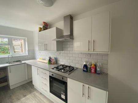 2 bedroom Terraced House to let in Gladstone Street, New Bilton, Rugby, CV21