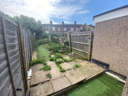 2 bedroom Terraced House to let in Gladstone Street, New Bilton, Rugby, CV21