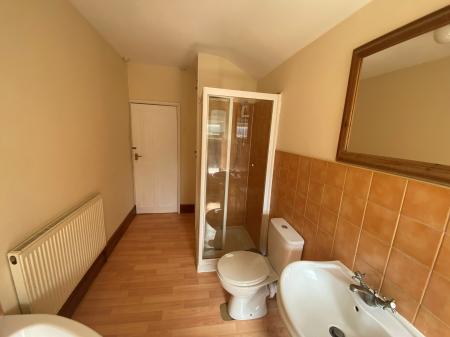 2 bedroom Terraced House to let in Gladstone Street, New Bilton, Rugby, CV21