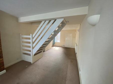 2 bedroom Terraced House to let in Gladstone Street, New Bilton, Rugby, CV21