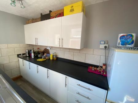 2 bedroom Terraced House to let in Houston Road, Rugby, CV21